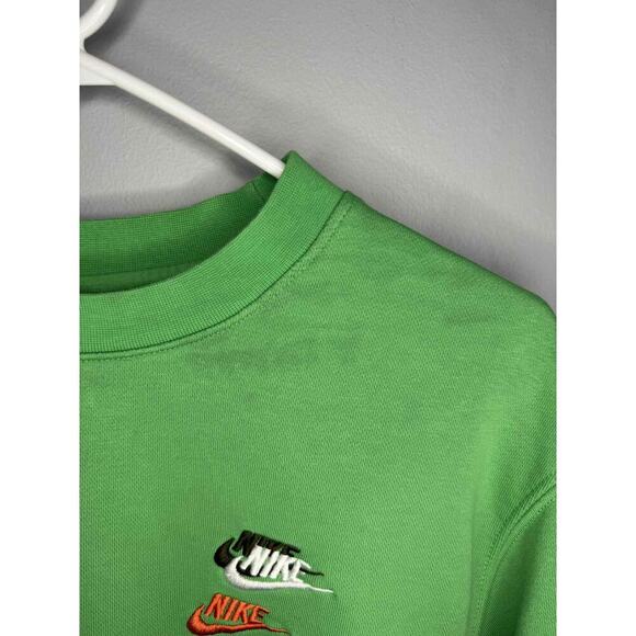 Nike Sportswear French Terry Essentials Crew Neck Sweatshirt Light Green Small - Picture 11 of 15
